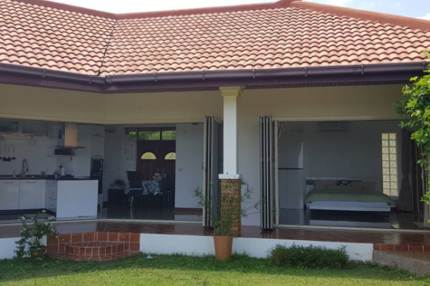 Three Bedroom Sea View Family Style Koh Lanta Villa for Sale-8