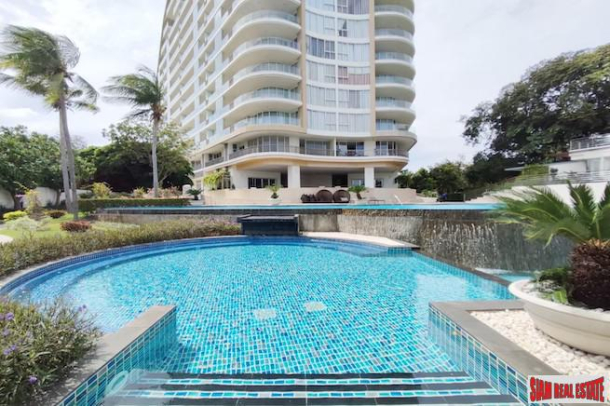 Luxury Beachfront condos for Sale in Naklua, Pattaya - Two Bedroom-25