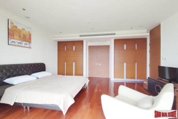 Luxury Beachfront condos for Sale in Naklua, Pattaya - Two Bedroom-9