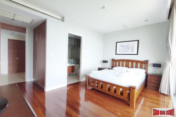 Luxury Beachfront condos for Sale in Naklua, Pattaya - Three Bedroom-10