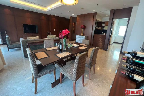 Royal Residence Park | Amazing 3 Bed Condo for Rent in Phloen Chit-2