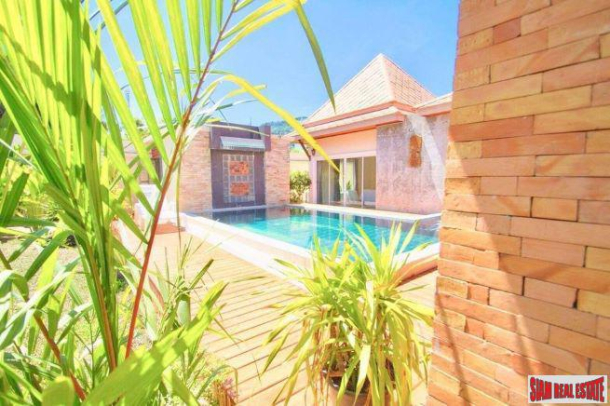 Comfortable Three Bedroom Pool Villa with a Nice Surrounding Garden for Rent in Bang Tao-3