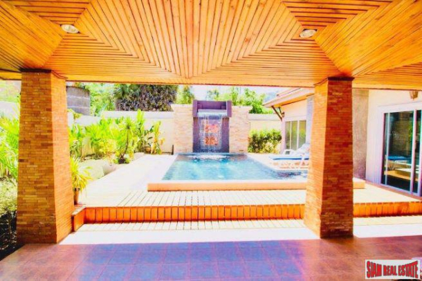 Comfortable Three Bedroom Pool Villa with a Nice Surrounding Garden for Rent in Bang Tao-4