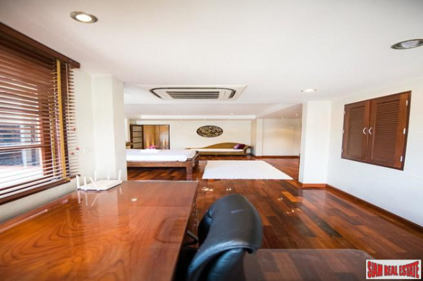Renovated 4 Bed 3 Storey Townhouse for Sale at Sukhumvit 39, Phrom Phong-19