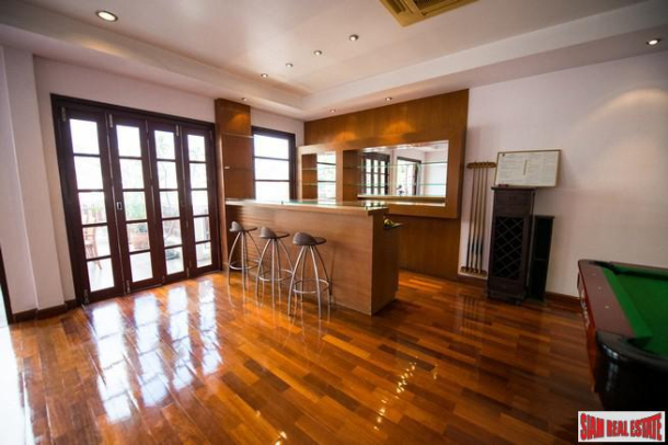 Renovated 4 Bed 3 Storey Townhouse for Sale at Sukhumvit 39, Phrom Phong-26