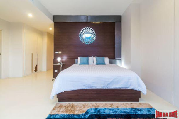 Karon Hill| Spacious Two Bedroom Corner Unit with Great Karon Beach Sea Views-14