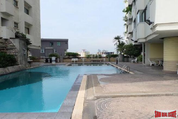Baan Onnut Condominium | Spacious, with Unobstructed Panoramic Vew from this Large 1 Bed Condo at Onnut-27