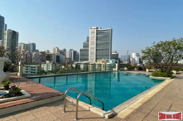 Pearl Residences Sukhumvit 24 | 3 Bed 2 Bath Condo For Sale Just Minutes From BTS Phrom Phong | Multiple Shopping Centers And Countless Restaurants In This Desirable Bangkok Location-1