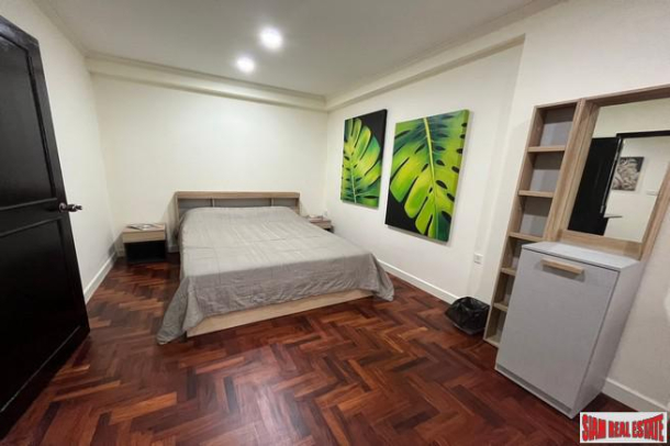 Saranjai Mansion | Newly Renovated Large 1 Bed Condo for Rent with City Views on the 15th Floor, Sukhumvit Soi 6-7