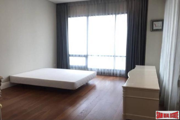 Bright Sukhumvit 24 | Spacious 3 Bed 3 Bath Duplex Condo For Sale On 29th Floor With Lots Of Natural Light And Great Views Of Phrom Phong Bangkok-2
