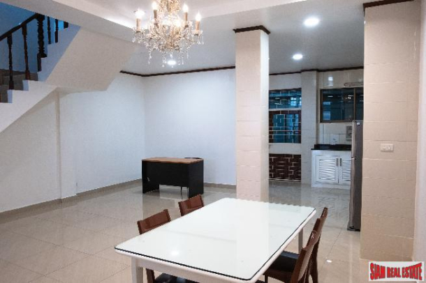 Amazing 3 Bed Townhouse for Rent in Prakanong (New renovated)-3