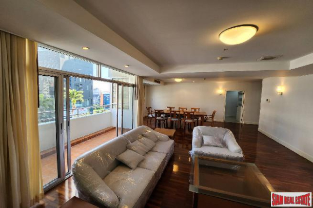 3 Bed 3 Bath Condo For Rent In Pet Friendly Peaceful Compound Located Just Minutes Walk From BTS Phrom Phong, Bangkok-1