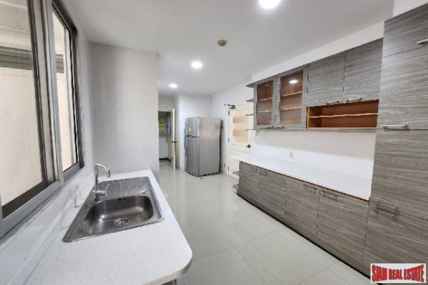 3 Bed 3 Bath Condo For Rent In Pet Friendly Peaceful Compound Located Just Minutes Walk From BTS Phrom Phong, Bangkok-13