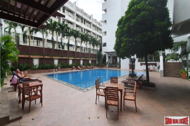 2 Bed 2 Bath Condo For Rent In Pet Friendly Building Just Minutes Walk To MRT Lumpini Bangkok-10