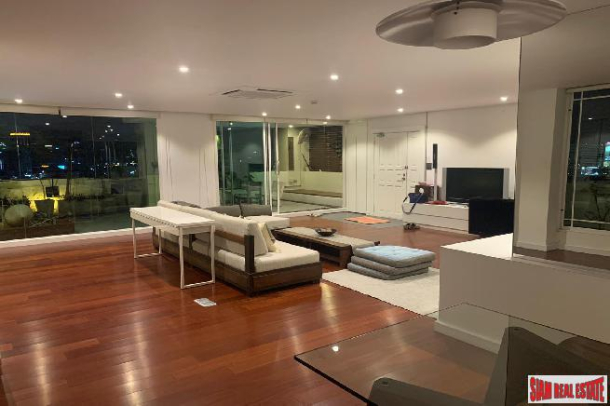 Duplex Penthouse Condo on the 24th and 25th Floors for Rent with Large Open Terrace at Sukhumvit 16/22-2