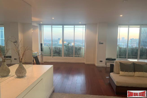 Duplex Penthouse Condo on the 24th and 25th Floors for Rent with Large Open Terrace at Sukhumvit 16/22-4