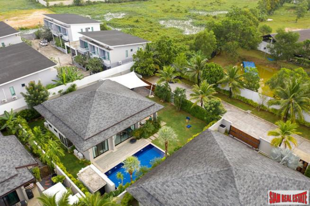 Peykaa Villas  | New Three Bedroom Corner Villa with Large Pool for Sale in Great Cherng Talay Location-3