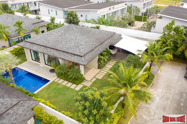 Peykaa Villas  | New Three Bedroom Corner Villa with Large Pool for Sale in Great Cherng Talay Location-4