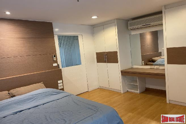 Serene Place Sukhumvit 24 l One Bedroom and One Bathroom Condominium for Sale in Khlong Toei Area of Bangkok-6