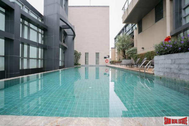 The Oriental Residence | 2 Bedrooms and 2 Bathrooms for Sale in Lumphini Area of Bangkok-10