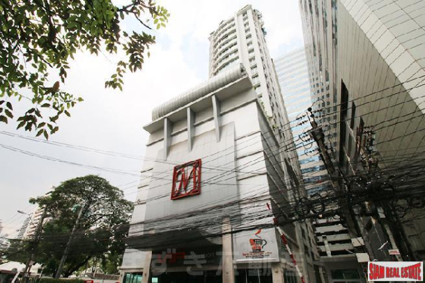 The Master Centrium Condominium | 1 Bedroom and 2 Bathrooms for Rent in Asoke Area of Bangkok-4