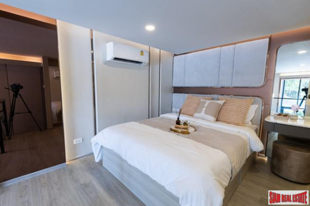 Premium Pet-Friendly High-Rise Duo Space Condominium at Phetkasem, Bang Wa - 1 Bed Units-9