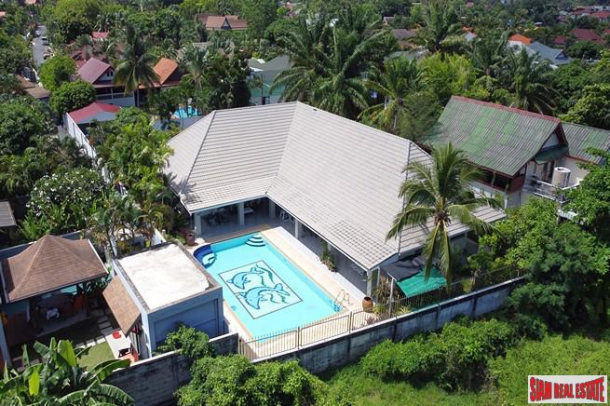 Spacious Three Bedroom House with Large Pool and for Sale in Nai Harn-2