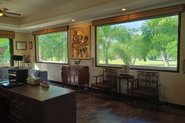 Phoenix Golf Course Pattaya | Deluxe Single Storey 3 Bed Golf Course View Villa at East Pattaya-14