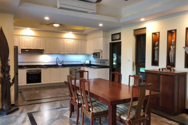 Phoenix Golf Course Pattaya | Deluxe Single Storey 3 Bed Golf Course View Villa at East Pattaya-17