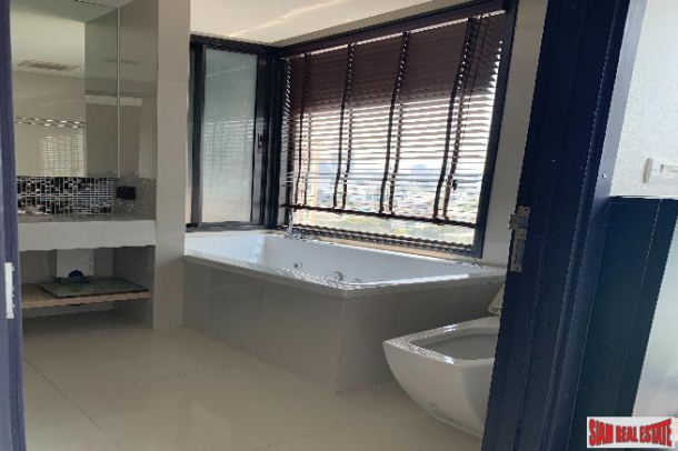RHYTHM Sukhumvit | 1 Bedroom and 1 Bathroom Condominium for Sale in Phrom Phong Area of Bangkok-3