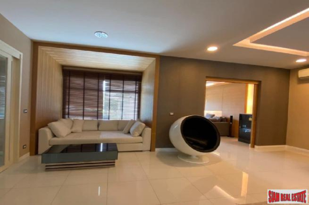 Windmill Village | Luxurious 7-Bedroom Pool Villa For Rent at Windmill Golf Course Bangna-7