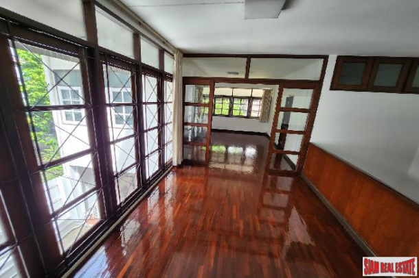 Townhome in Asoke | A 320 sqm. Prime Living Opportunity with 3 Bedrooms and 4 Bathrooms For Rent In Bangkok-9