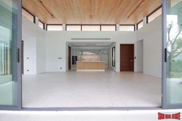 Botanica Modern Loft Phase I | Brand New Four Bedroom Private Villa For Sale-17