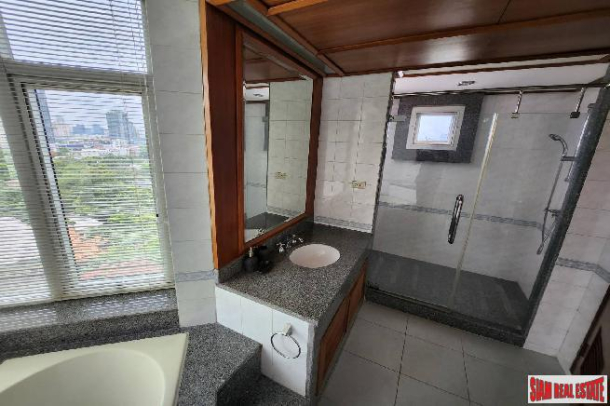 Suan Phinit Place | Spacious 2-Bedroom Condo with Beautiful Views, Chong Nonsi-18