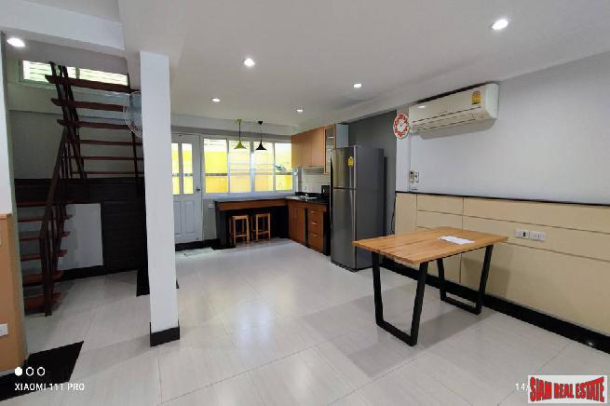 Thonglor Townhouse | Spacious 3 Bedrooms, 2 Bathrooms, 170 sq.m. | Tranquil Living with a Beautiful View, Prime Thonglor Location-4
