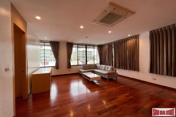 Academia Grand Tower Condominium | 3 Bedrooms and 2 Bathrooms for Sale in Phrom Phong Area of Bangkok-2