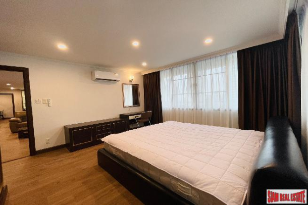 Academia Grand Tower Condominium | 3 Bedrooms and 2 Bathrooms for Sale in Phrom Phong Area of Bangkok-17