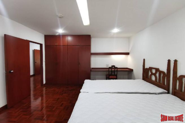Tubtim Mansion at Sukhumvit 39 | 3 Bedrooms and 3 Bathrooms Condominium for Rent in Phrom Phong Area of Bangkok-16