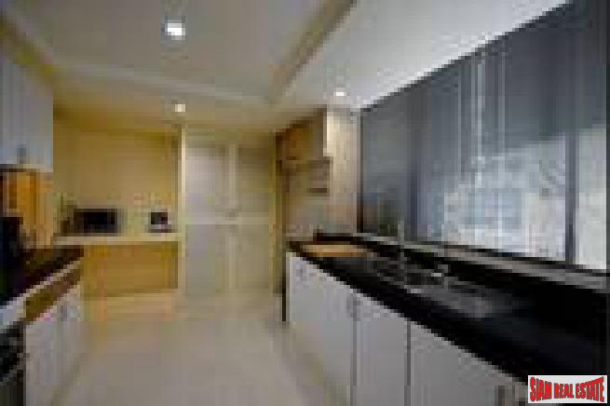 President Park Sukhumvit 24 | 3 Bedrooms and 3 Bathrooms for Sale in Phrom Phong Area of Bangkok-29
