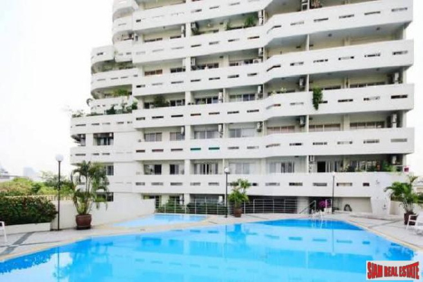 Baan Sukhumvit 36 | 2 Bedrooms and 2 Bathrooms Condominium for Rent in Thong Lor Area of Bangkok-1