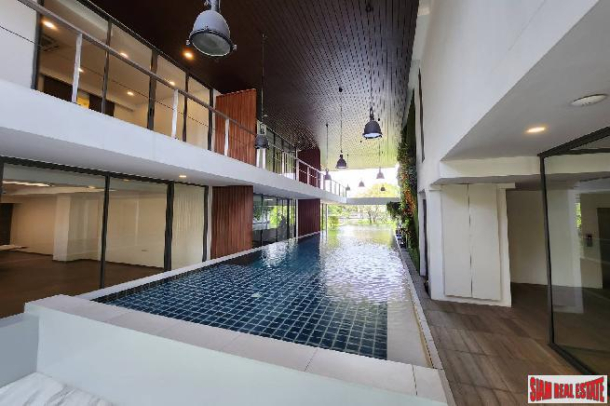 The Pillar Condominium Complex | 2 Bedrooms and 2 Bathrooms for Sale in Phra Khanong Area of Bangkok-23