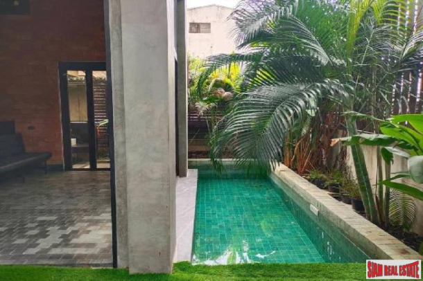 Ekkamai Modern Pool Villa | Standalone House With 5 Bed 6 Bath And 2 Private Swimming Pools For Rent In Ekkamai Area Of Bangkok-14