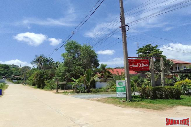 Lanta School Beach Resort | Cozy 14 Room Tropical Resort + 1 Additional Rai of Land for Sale in Koh Lanta-26