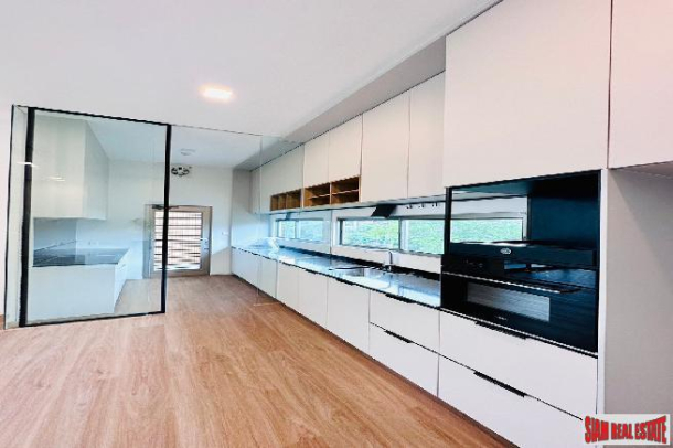VIVE Rama 9 | Spacious Luxury House with 3 Bedrooms and Stunning Amenities-16