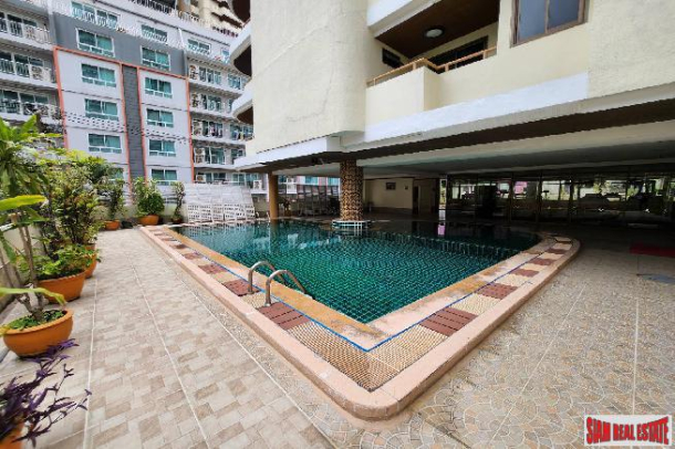 D.H. Grand Tower | Spacious 3-Bedroom Condo with Stunning Views, Prime CBD Location-12