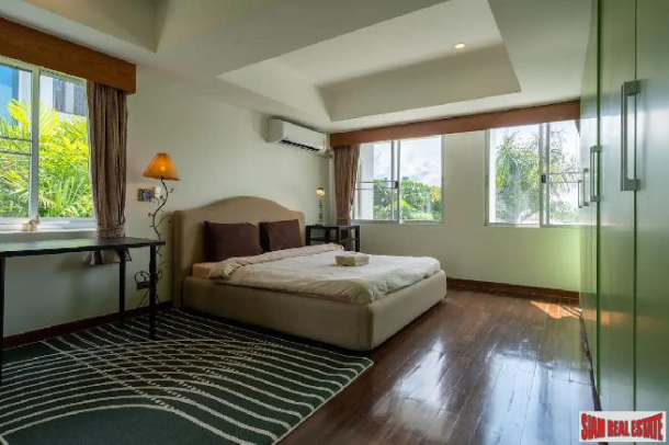 Townhouse in Rama 9 | 3 Bedrooms + 1 Working Room for Sale in Rama 9 Area of Bangkok-16