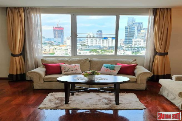 Piyathip Place Apartments | 3 Bedrooms and 3 Bathrooms for Rent in Phrom Phong Area of Bangkok-19