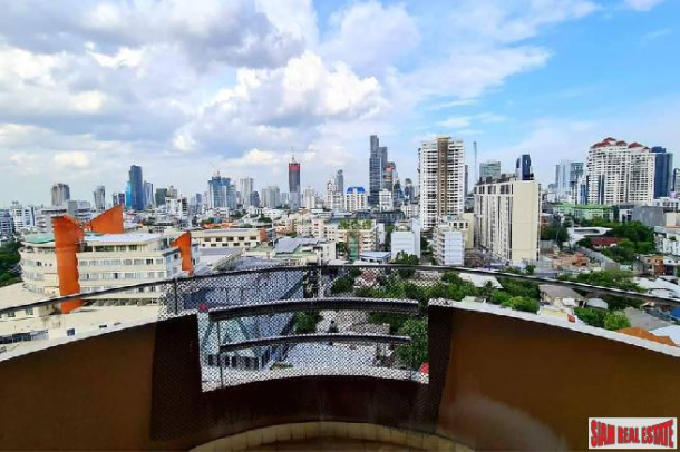 Piyathip Place Apartments | 3 Bedrooms and 3 Bathrooms for Rent in Phrom Phong Area of Bangkok-20