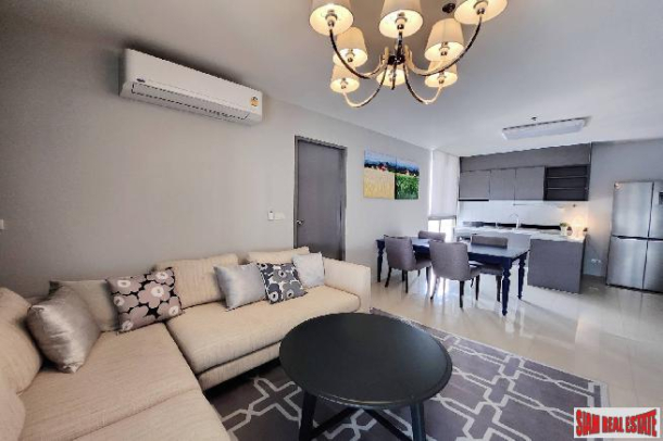 Ideo Sathon-Taksin Condominium | 2 Bedrooms and 2 Bathrooms Condominium for Rent in Krung Thon Buri Area of Bangkok-9