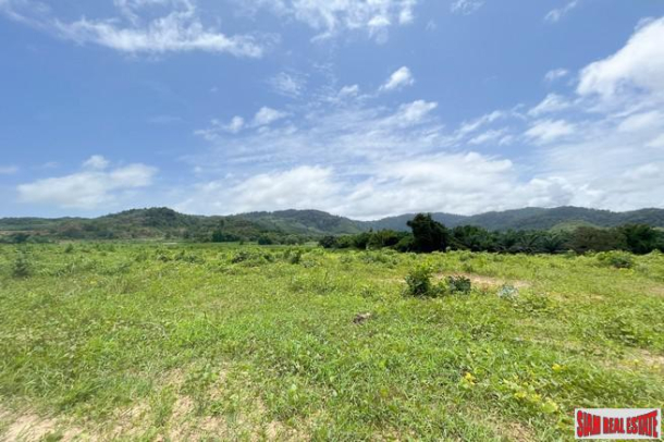 A large plot of 101 rai with clear water stream and mountain view for sale in Khuekkhak, Phangnga-10